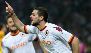 doppio-destro-e-la-roma-stende-l-inter