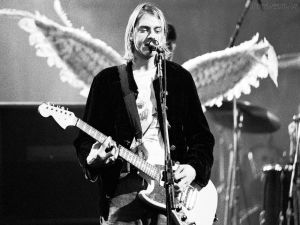 Kurt-Cobain-chitarra