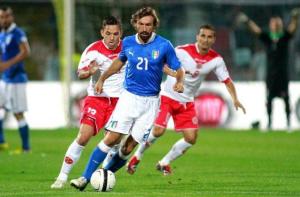 italia-lussemburgo-pirlo