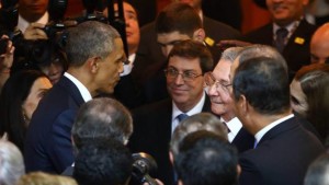 obama-castro-cumbre-de-las-americas_995x560