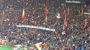 lo striscione in curva sud