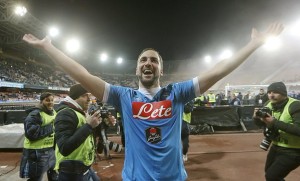 napoli sassuolo higuain serie a