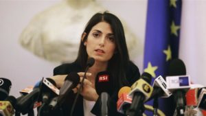 Raggi salta l'incontro con Malagò