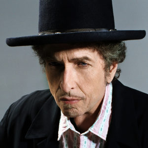 Mistero Dylan, Accetterà il premio?