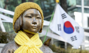 Comfort Women_statua di bronzo