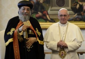 Il Papa in Egitto incontra Tawadros