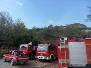 Incendio a Ficulle, mezzi dei vigili del fuoco