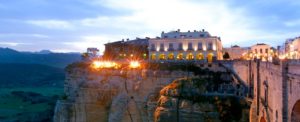 Paradores e trulli