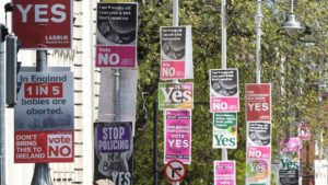 Referendum sull'aborto l'Irlanda revoca l'Ottavo Emendamento