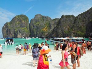 depositphotos_66662613-stock-photo-maya-beach-thailand